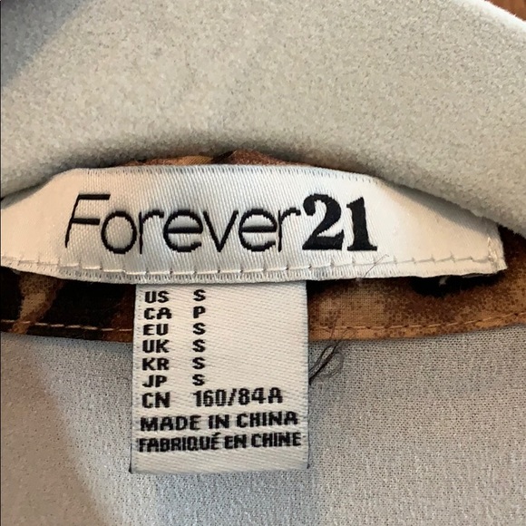 Cheetah polo, work shirt - Picture 2 of 4